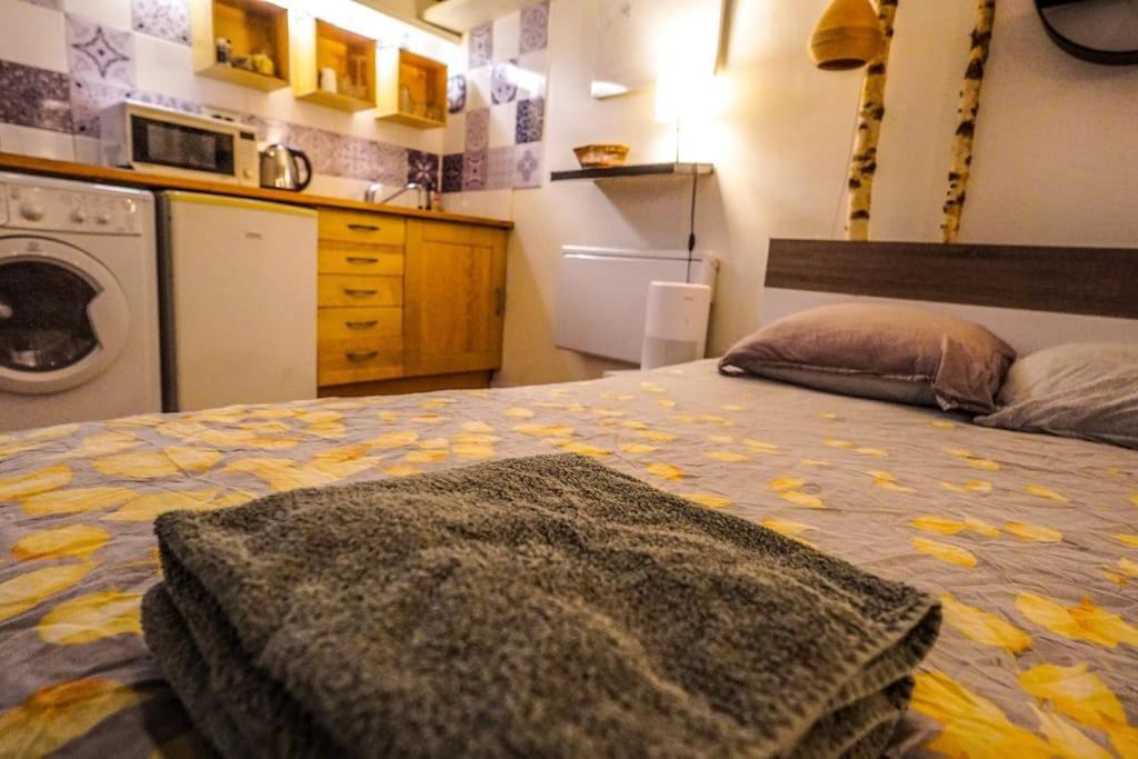 Cozy Studio In The Heart Of Paris Exterior photo